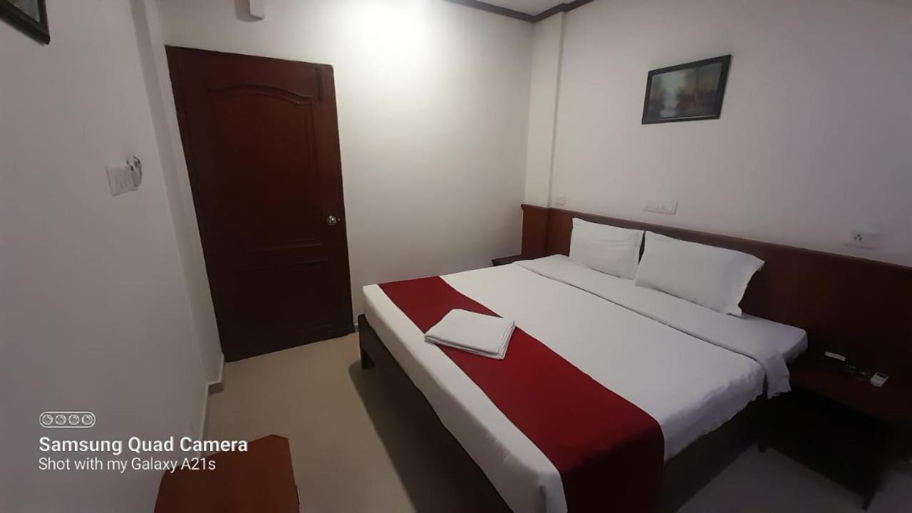 Sayoojyam Residency Hotell Palakkad Eksteriør bilde